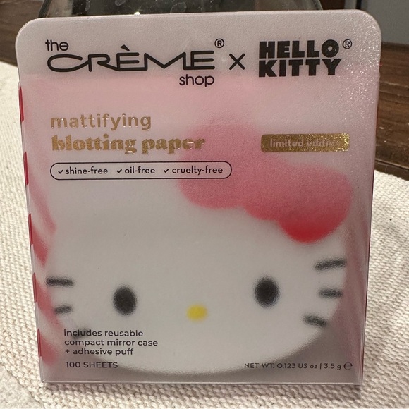 NEW Hello Kitty Mattifying Blotting Paper+Reusable Mirror Compact The Crème Shop - Picture 1 of 6